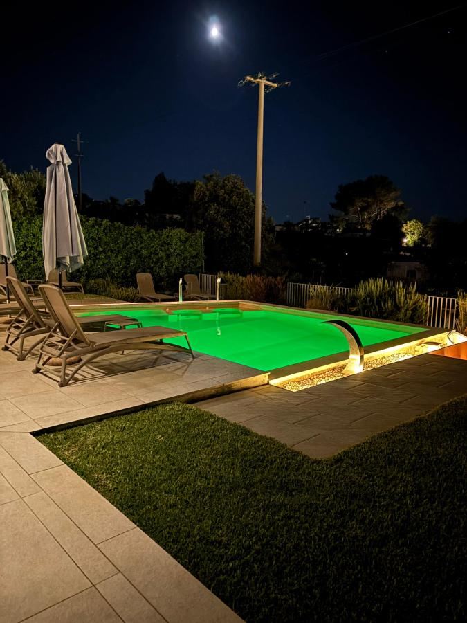 Piscina di Scissure Sea Suite o nelle vicinanze