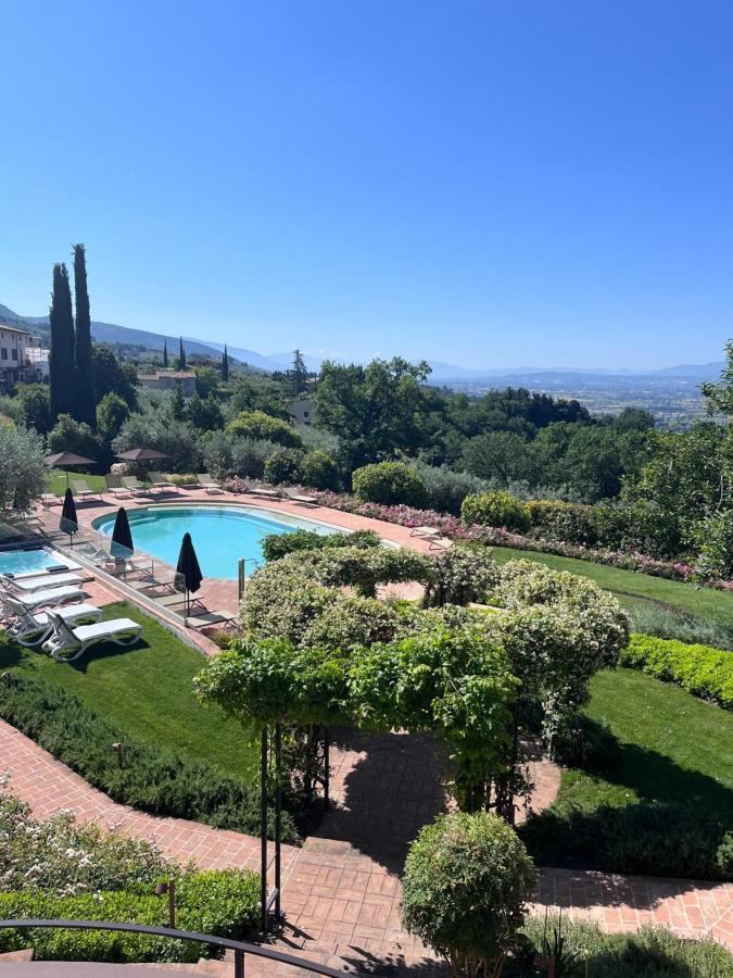 Piscina di Sogno di Davide Country House o nelle vicinanze
