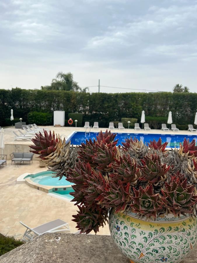 Piscina di Dimora Caiammari Luxury Hotel & Spa o nelle vicinanze