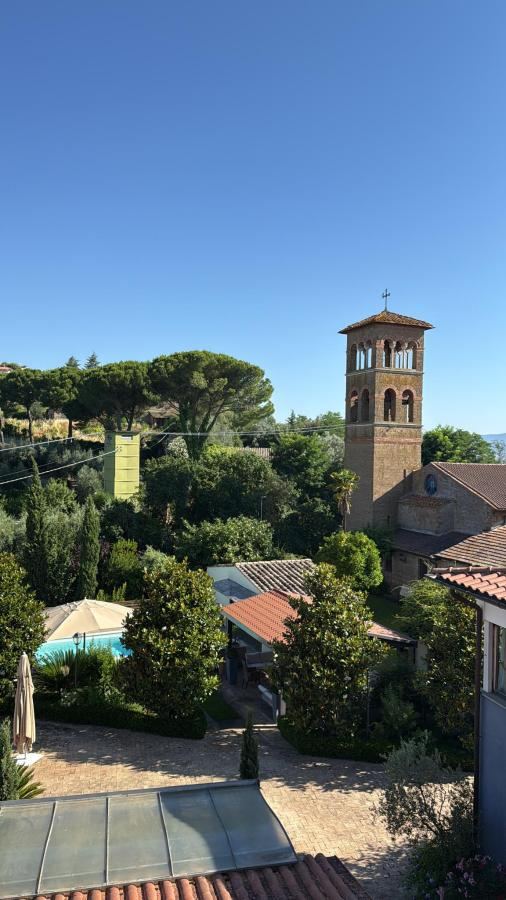 Piscina di Hotel & Ristorante degli Angeli o nelle vicinanze