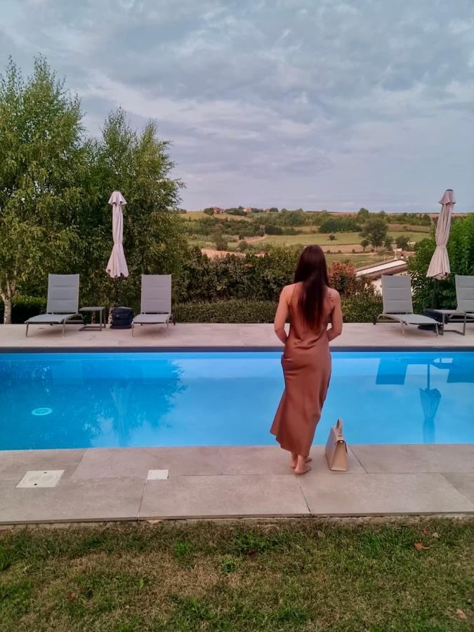 Piscina di Cascina il Volo o nelle vicinanze