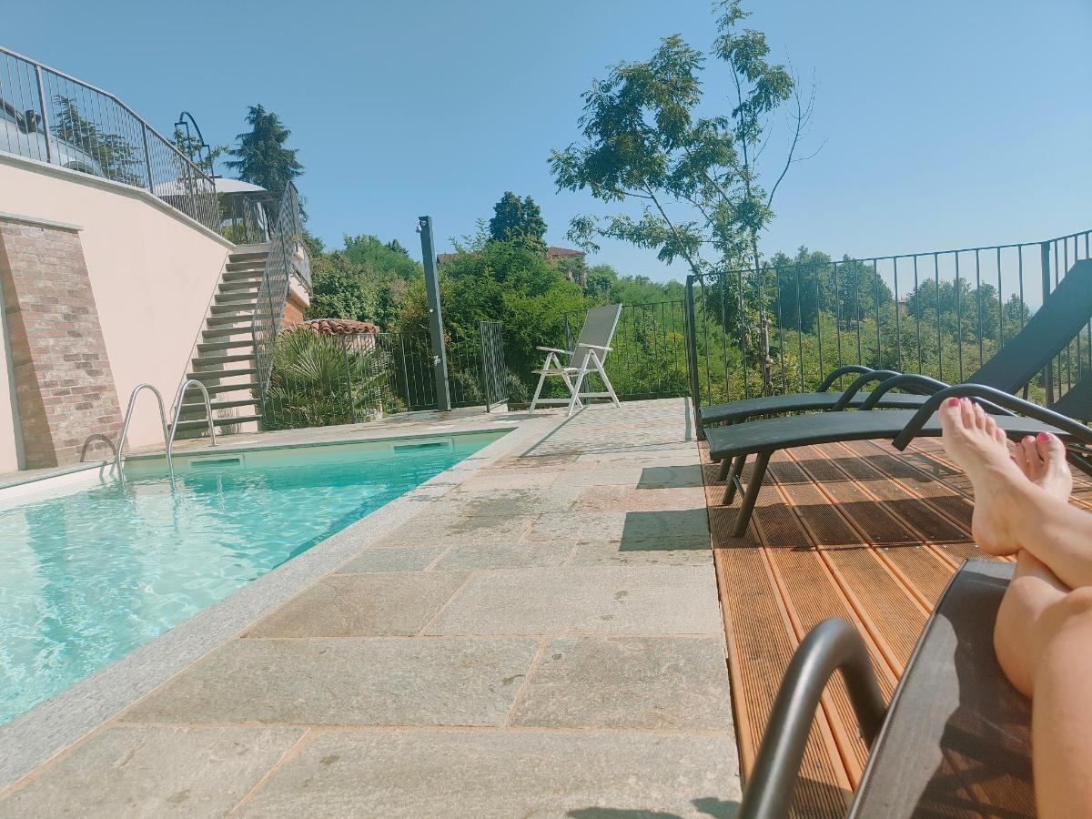 Piscina di B&B Villa Antilia o nelle vicinanze