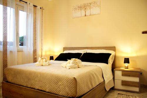 L' Antico Scoglio Appartamenti comfort Nocera Terinese Scalo - Fino a 11 Ospiti - Piscina - Navetta Aeroporto-Stazione & Multi-Destinazioni - Spiaggia a 300mt - Giardino e Zona pranzo all'aperto - WiFi & SmartTV - Aria Condizionata