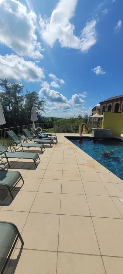 Piscina di Borgo Ramezzana Country House o nelle vicinanze