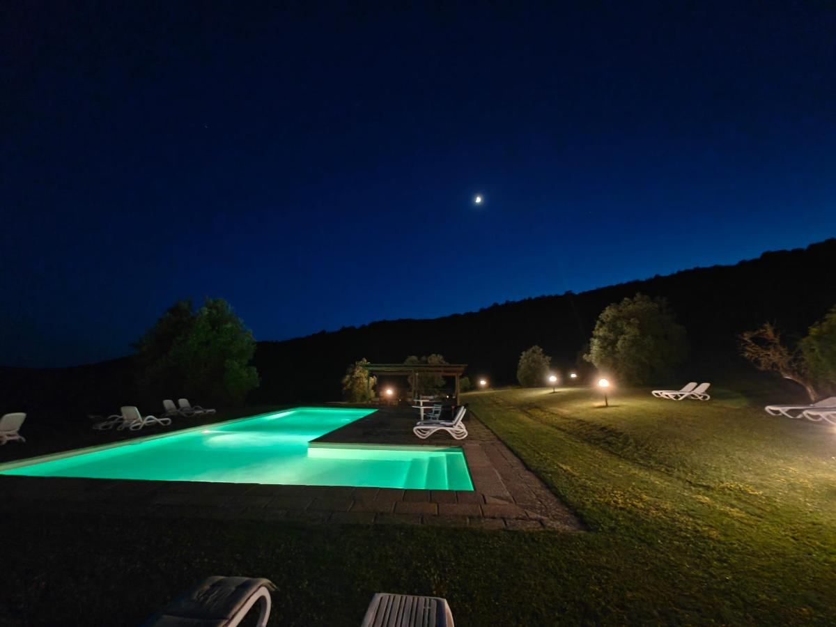 Piscina di Country House La Casa Paterna o nelle vicinanze