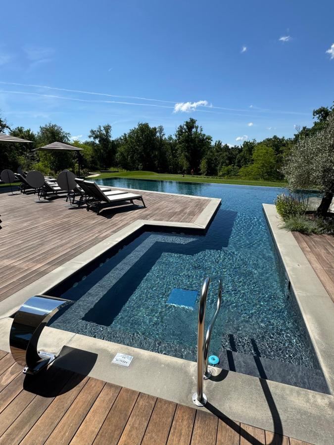 Piscina di Le Cattedrali Relais by Laqua Collection o nelle vicinanze