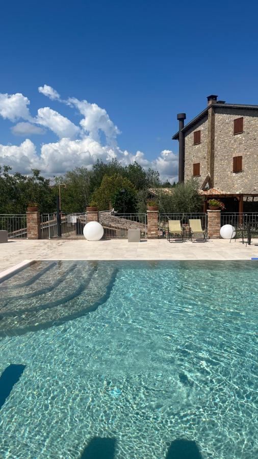 Piscina di Agriturismo Beata Vanna o nelle vicinanze
