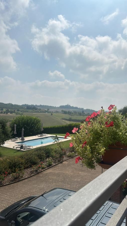 Piscina di Cascina il Volo o nelle vicinanze