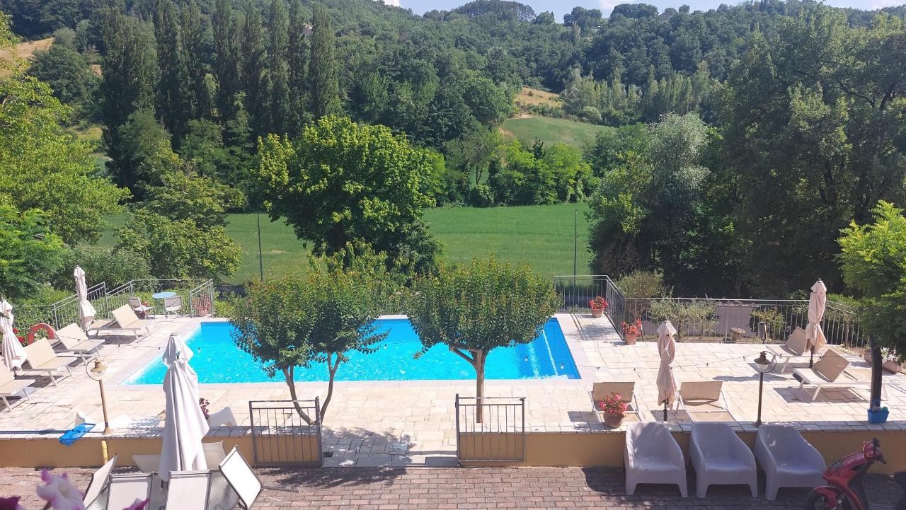 Piscina di B&B VILLA GINEVRA o nelle vicinanze