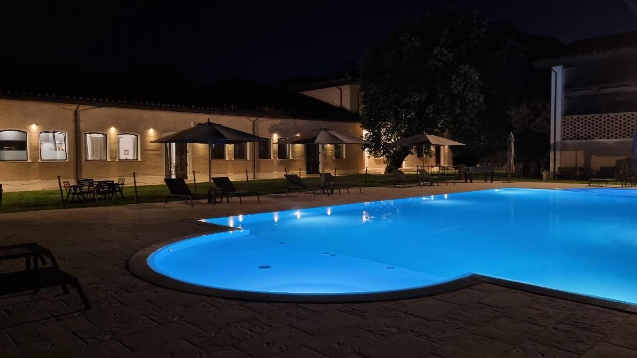 Piscina di Borgo Pallavicini Mori o nelle vicinanze