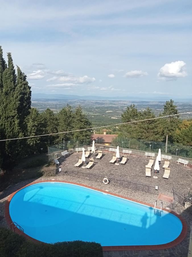 Piscina di La Torre Ai Mari o nelle vicinanze