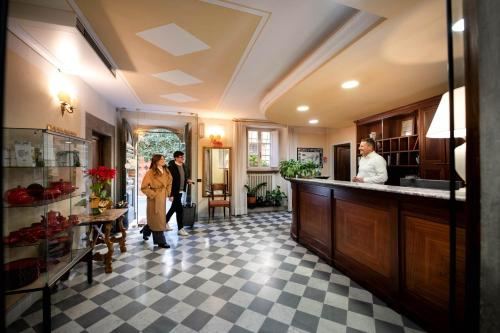 Park Hotel Regina - with air-condition and outdoor heated pool
