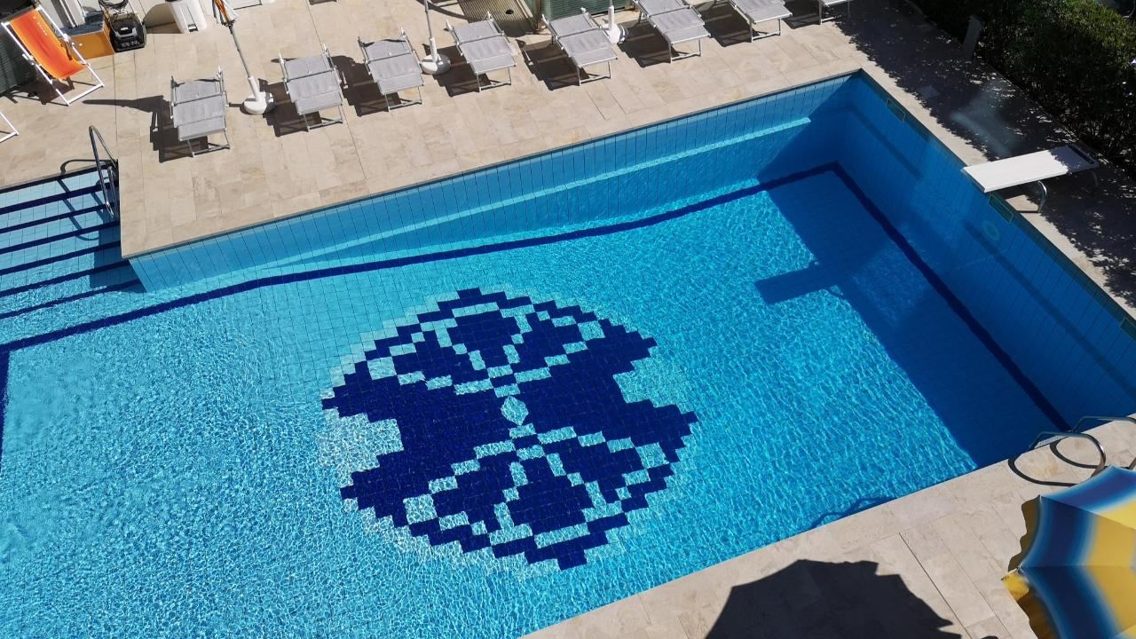 Piscina di Hotel Astor o nelle vicinanze