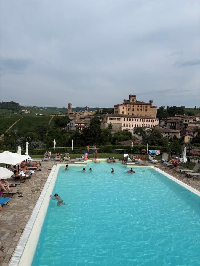 Piscina di Hotel Barolo o nelle vicinanze