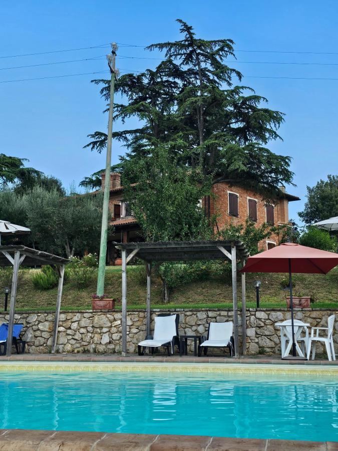 Piscina di Holiday House Borgo Badia o nelle vicinanze