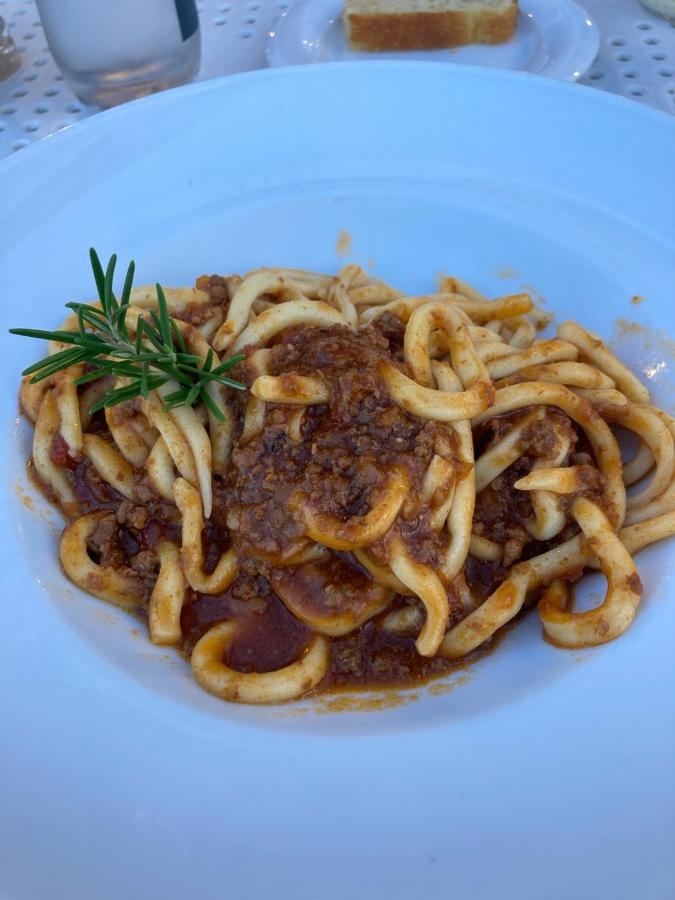 Cibo presso l'hotel o nelle vicinanze