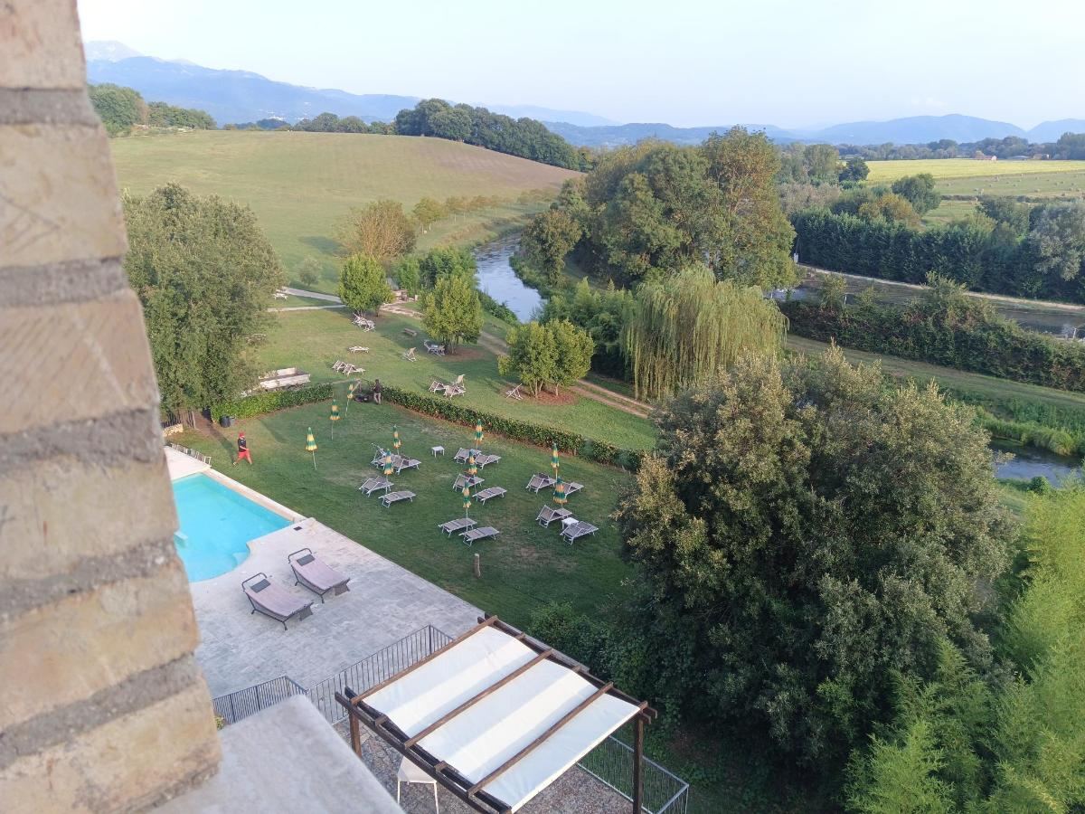 Piscina di Relais Villa D'Assio o nelle vicinanze