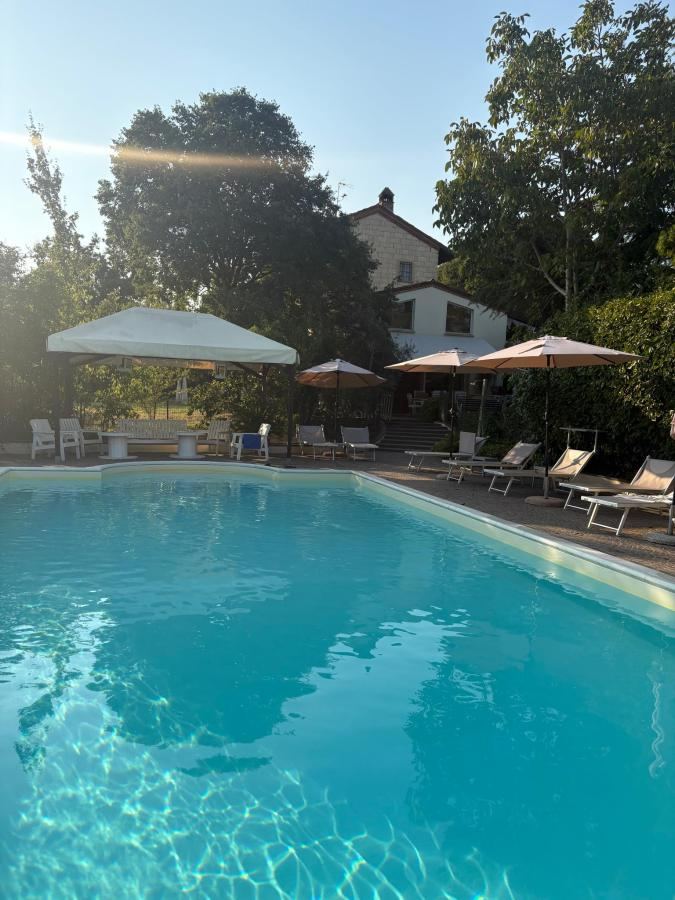 Piscina di Cascina Manu o nelle vicinanze