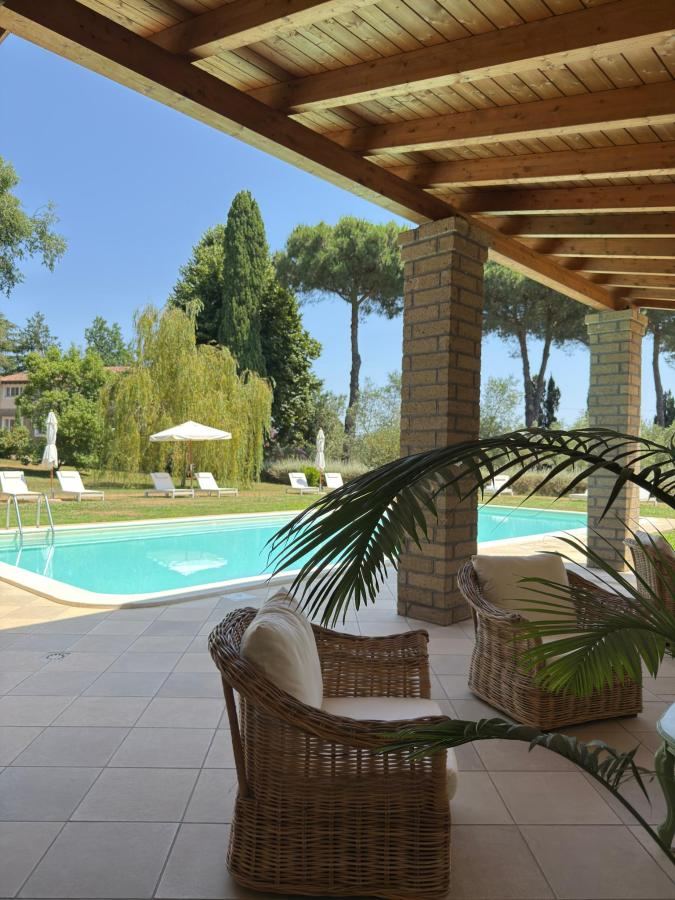 Piscina di Poggio delle Molare Adults-Only Retreat o nelle vicinanze