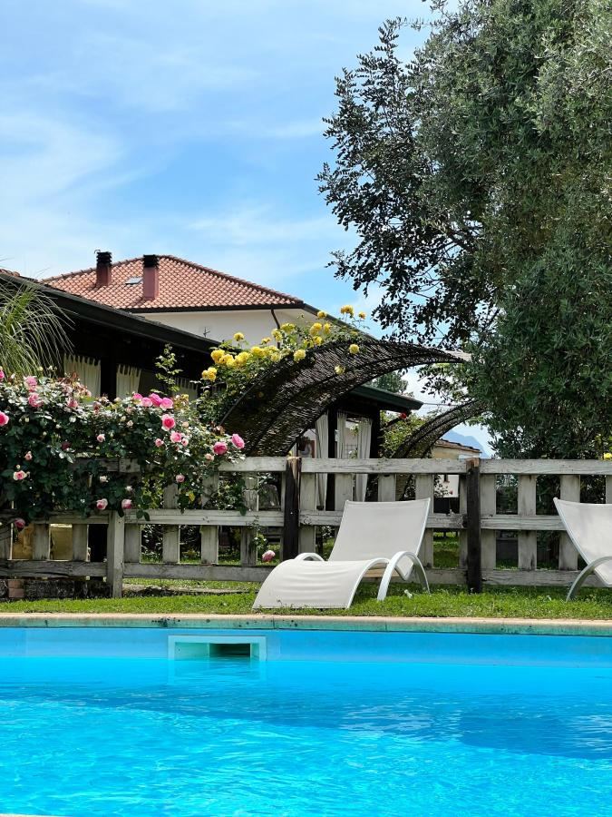 Piscina di Agriturismo La Mia Terra o nelle vicinanze