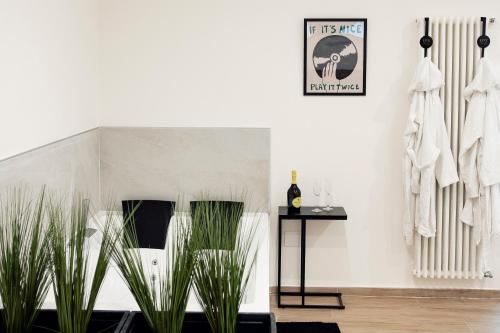 Rehouse - Luxury Suite w Jacuzzi