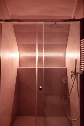 Rehouse - Luxury Suite w Jacuzzi