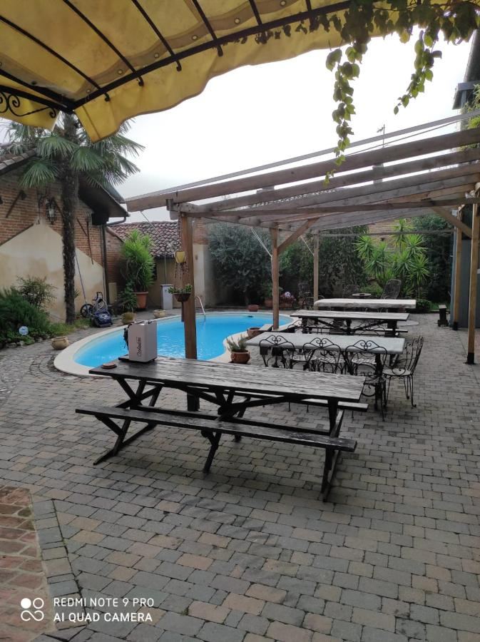 Piscina di La Corte Di Gerardo o nelle vicinanze