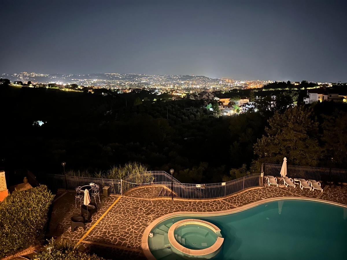 Piscina di Paradiso Country House o nelle vicinanze