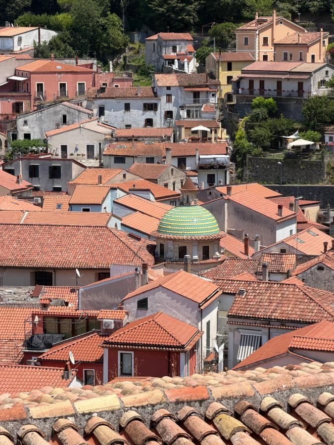 Vista generica su Maratea o vista sulla città dall'interno dell'hotel