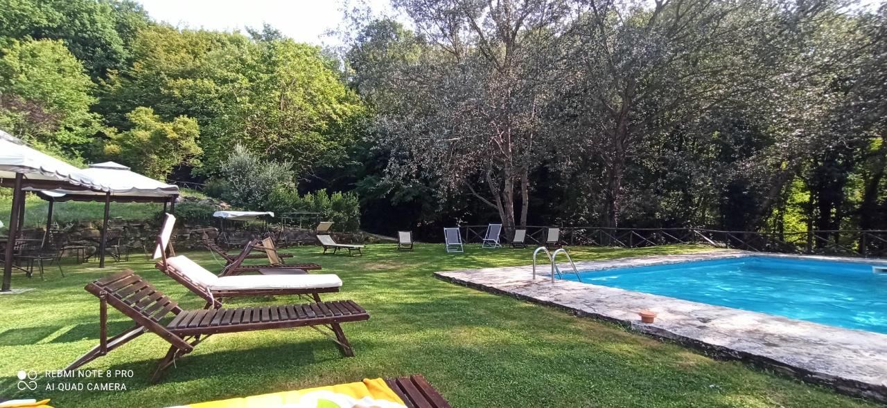 Piscina di Agriturismo Le Case o nelle vicinanze