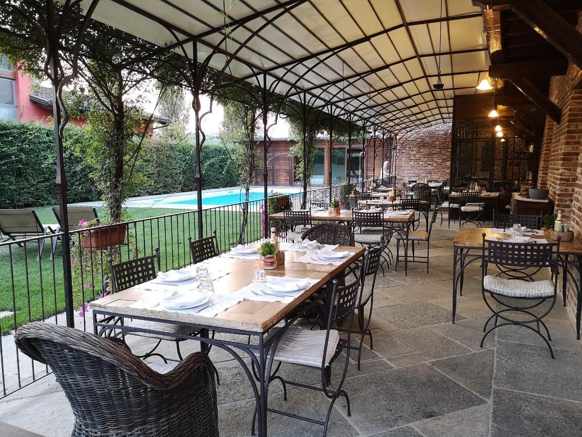 Piscina di Agriturismo Malabaila o nelle vicinanze