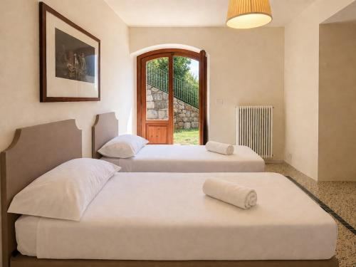 Xenia - 3 rooms apt at Villa Edoardo