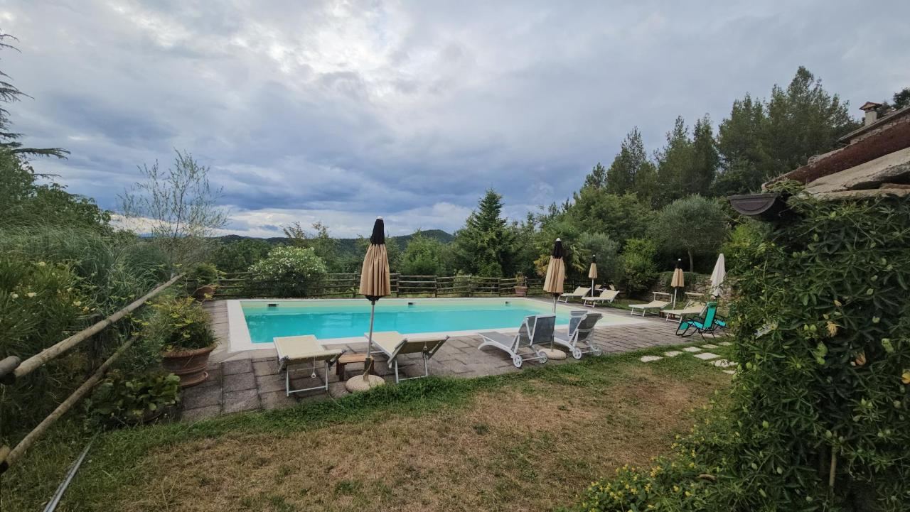 Piscina di Monte Paradiso Agriturismo o nelle vicinanze