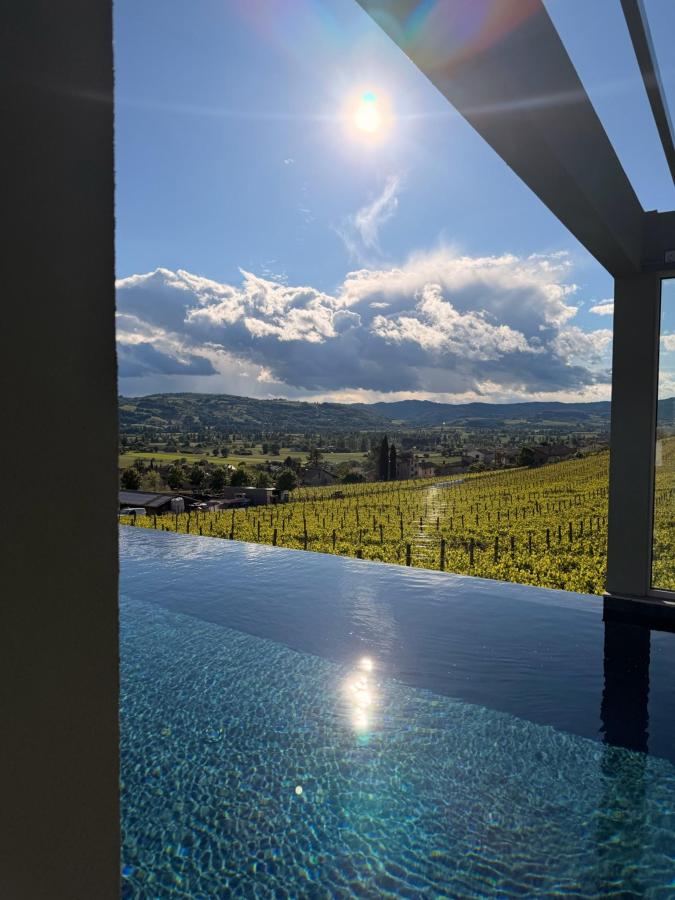 Piscina di Cantina Semonte Wine Resort o nelle vicinanze