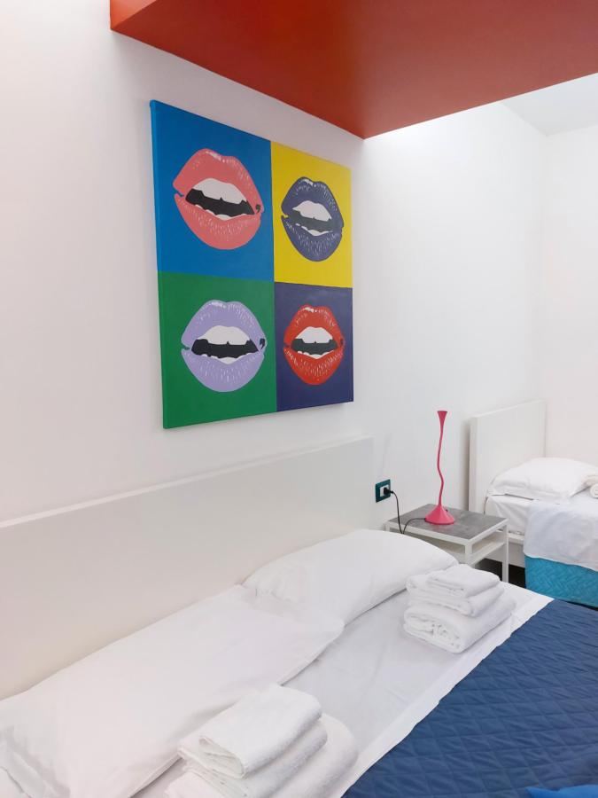Letto o letti in una camera di Valmontone Travel Rooms