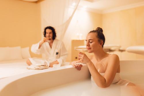 Alpenpalace Luxury Hideaway & Spa Retreat