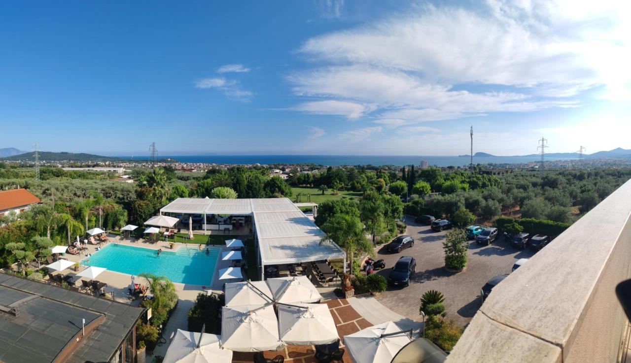 Piscina di Kora Park Resort o nelle vicinanze