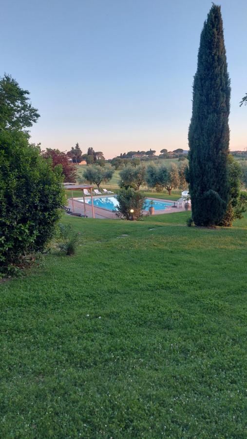 Piscina di Holiday House Borgo Badia o nelle vicinanze