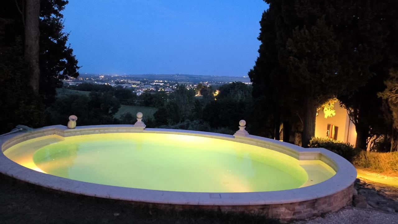 Piscina di Villa Rinalducci o nelle vicinanze