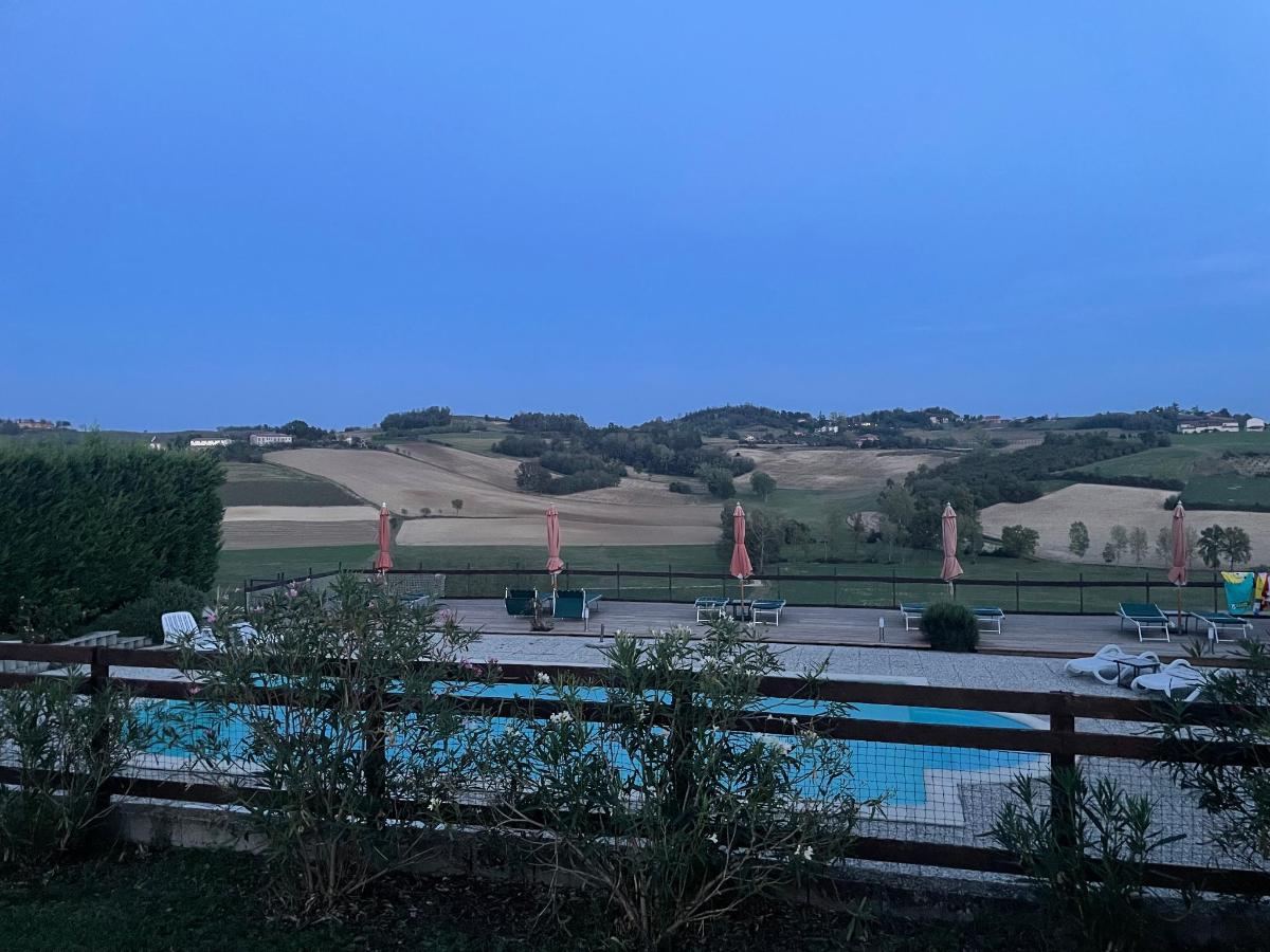 Piscina di Azienda Agricola Tenuta del Barone o nelle vicinanze