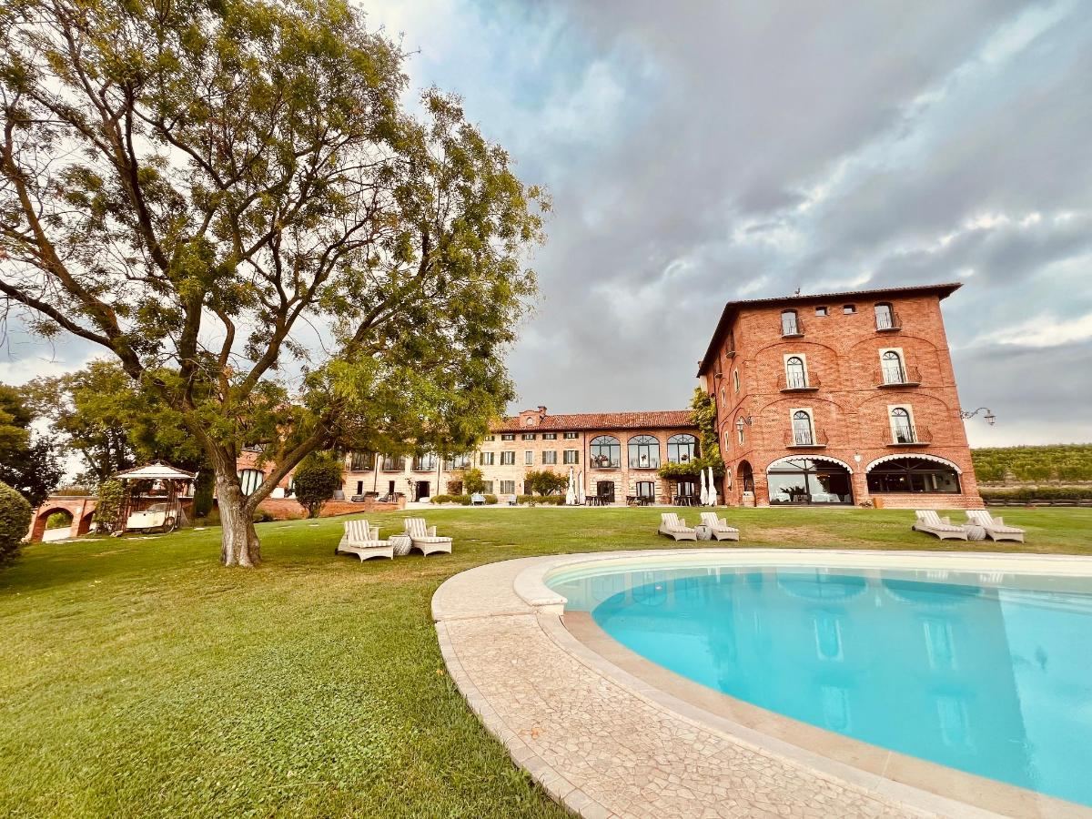 Piscina di Tenuta Montemagno Relais & Wines o nelle vicinanze